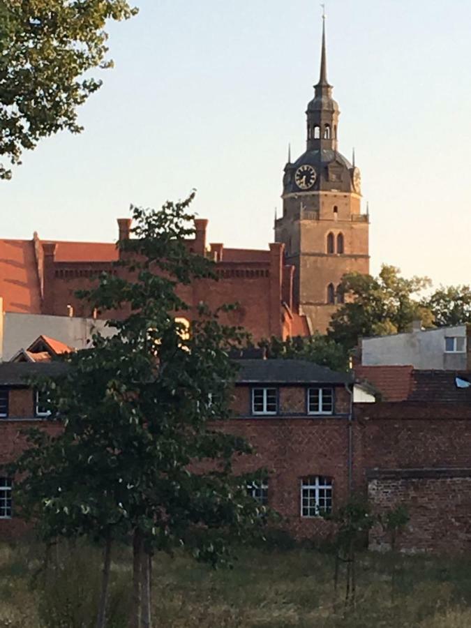 Altstadt Ferienwohnung Brandenburg  Exterior photo